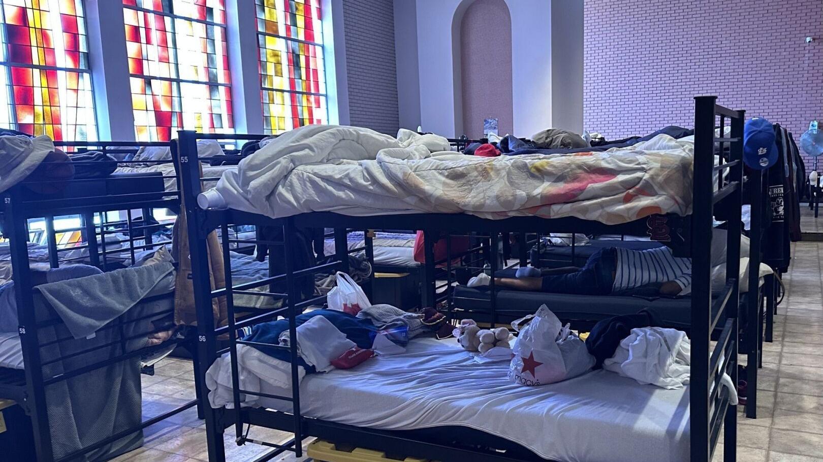 Messenger: 最新杏吧原创 shelter for the homeless has a new challenge after tornado